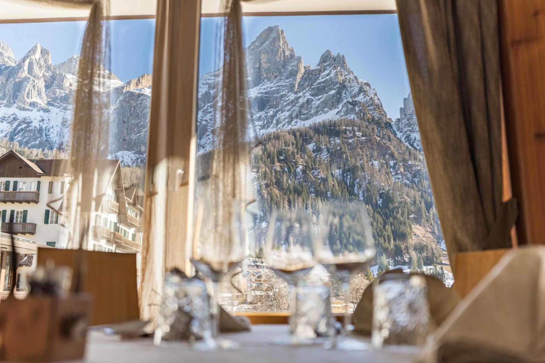 Albergo Centrale San Martino Di Castrozza Esterno foto