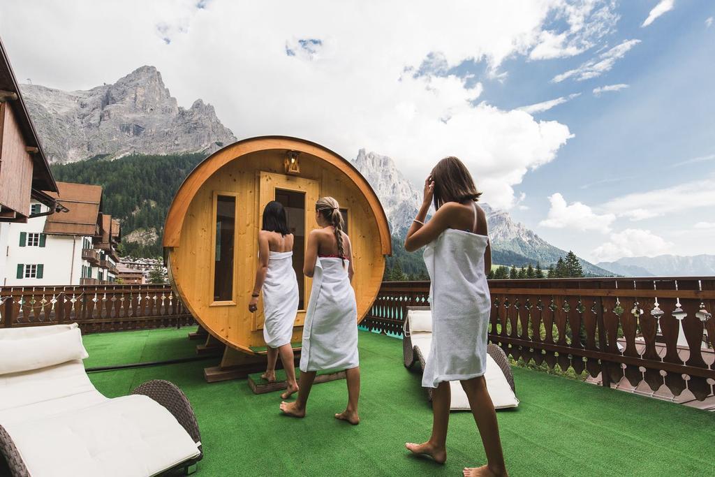 Albergo Centrale San Martino Di Castrozza Esterno foto