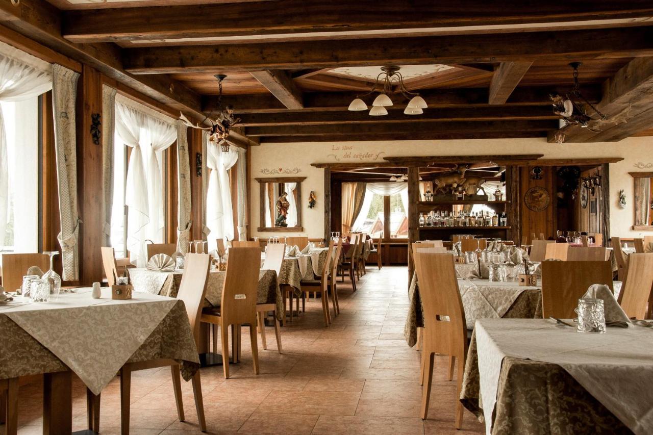 Albergo Centrale San Martino Di Castrozza Esterno foto